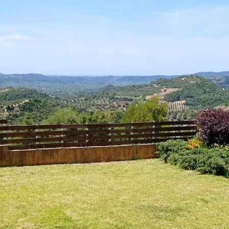 The Olympia Hillside 別荘