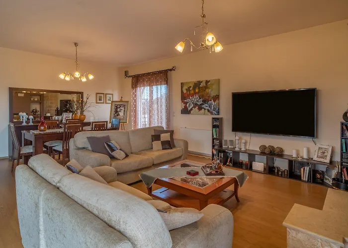 The Olympia Hillside Сasa de vacaciones Archea Pissa