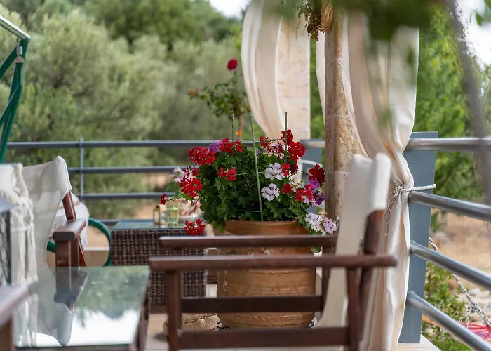 Casa de Férias The Olympia Hillside Archea Pissa